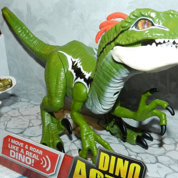 Robo Alive 🦖🦕 Dino Action Electronic Pet Raptor ZURU 🆕⌚📦🏃💨🚚 - Picture 8 of 16